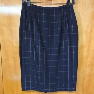 More Cash Than Dash Size 10 Elegant Navy Checkered Skirt Classic Style